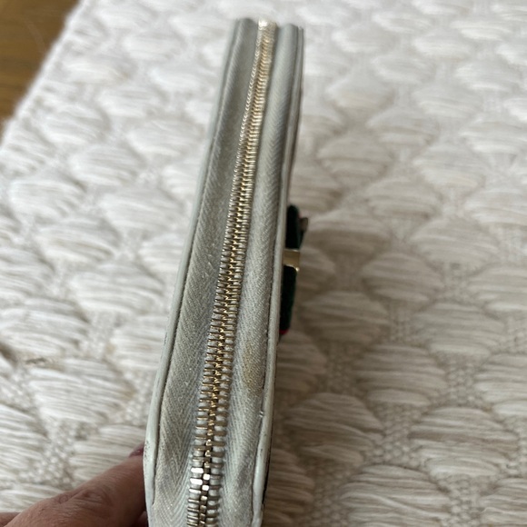 Gucci Sherry Line Tan and Green Logo Zip Wallet - Picture 7 of 12